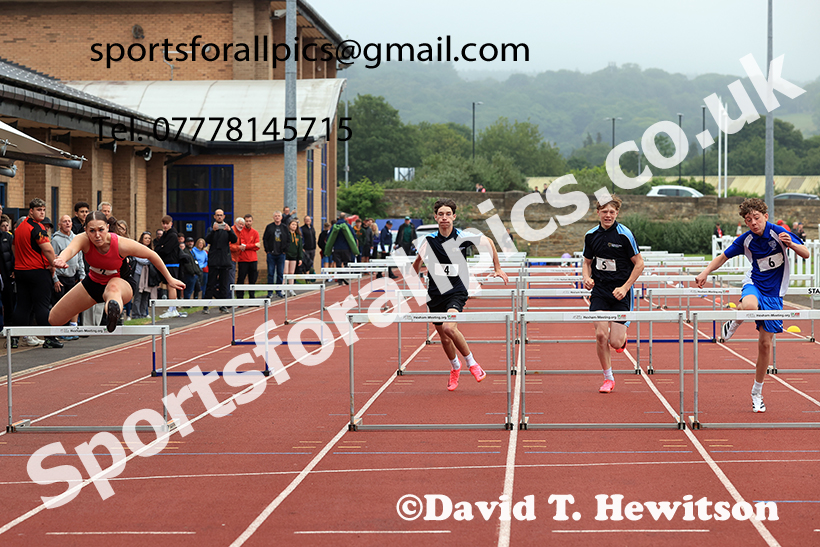 Boys and girls hurdles, 2025 Northumberland Schools Track and Fields, Wentworth, Hexham. Photo: David T. Hewitson/Sports for All Pics